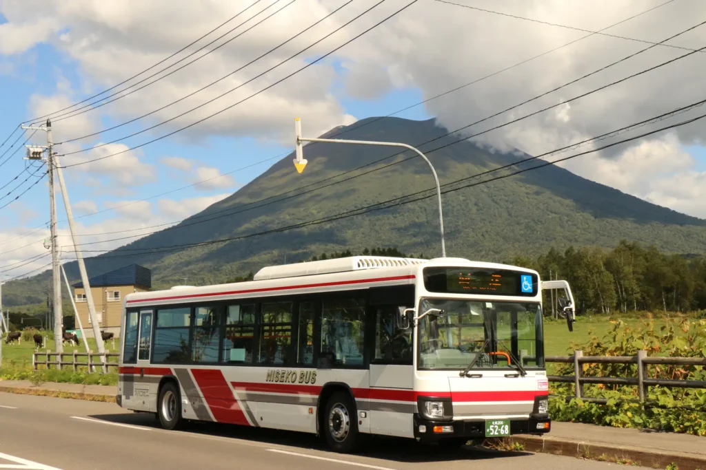乗車無料! “ニセコ周遊バス”の夏期運行を行います