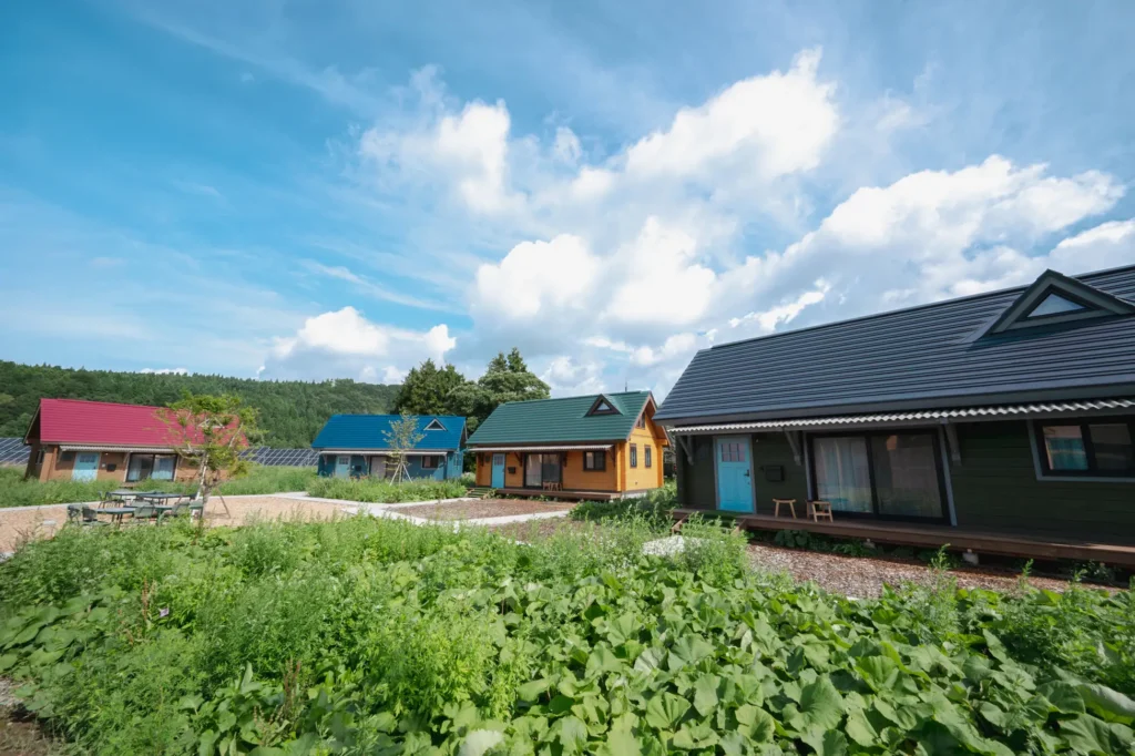 キッチハイク、本社を北海道厚沢部町へ移転。「世界一素敵な過疎のまち」との地域イノベーション実績を公開。保育園留学・移住・新事業・食とブランドプロデュースの最前線