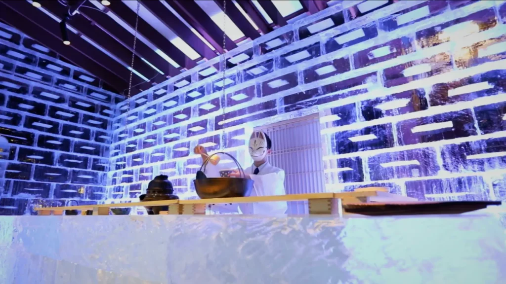 -6℃の日本庭園に「氷のすしBAR」が出現！創業80周年の札幌料亭エルムガーデンが手掛けるデジタルアートと美食が融合した45日間限定の体験型ディナーを開催