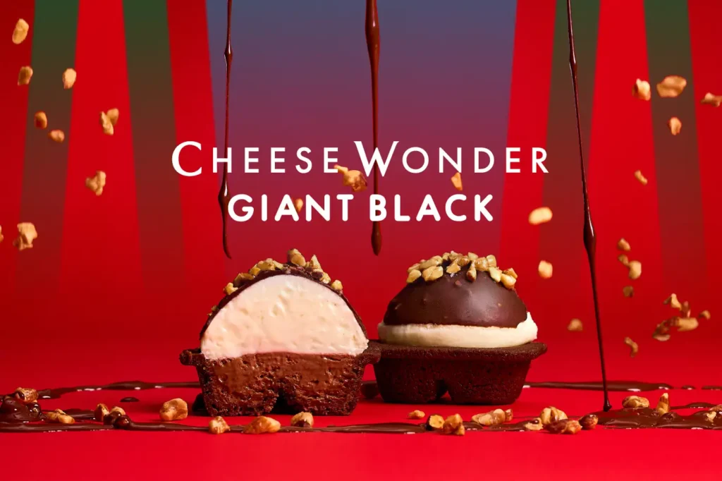 北海道発・生チーズケーキ「チーズワンダー」より、ショコラナッツ生チーズケーキ新作「GIANT BLACK」誕生。極限の“生”が、ショコラと出会う。生ガトーショコラと生チーズムースが融合！