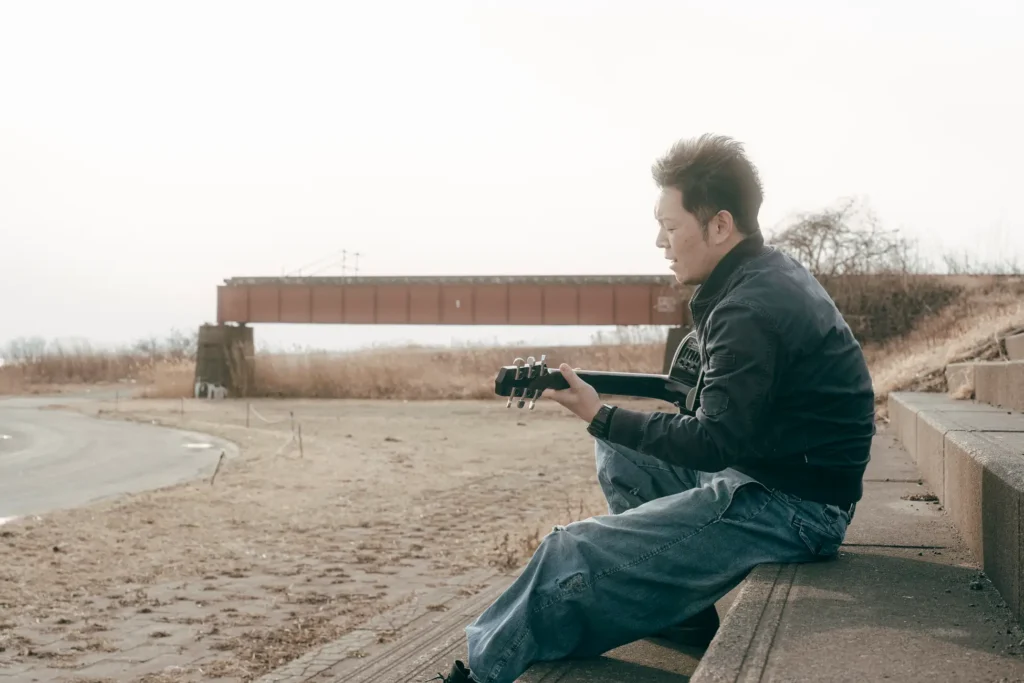 【17年越しの伏線回収】あいつが「魂」に火を点けるから、俺は「ソウル」を歌う。ある芸人のネタの源泉となった一級建築士にして元とび職・歌代隼人が、再起のアンサーソング『伸び代』を2月11日リリース