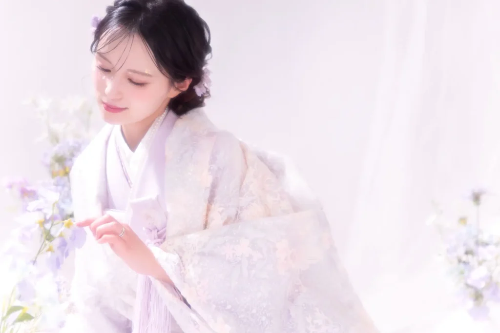 常識を脱ぎ捨てて、私をまとう。2月新登場、伝統を「最旬」へつなぐ新スタイル。